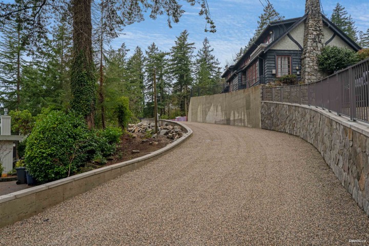 Photo 6 at 4437 Piccadilly North, Caulfeild, West Vancouver