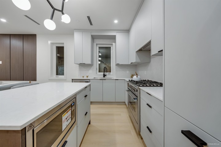 Photo 9 at 1 - 6730 Heather Street, South Cambie, Vancouver West