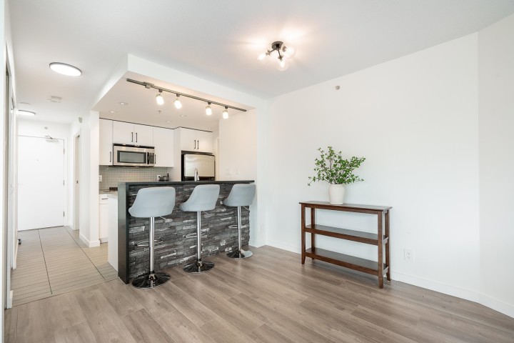 Photo 7 at 603 - 980 Cooperage Way, Yaletown, Vancouver West