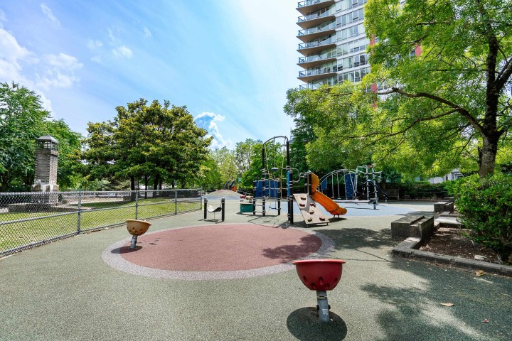 Photo 32 at 603 - 980 Cooperage Way, Yaletown, Vancouver West