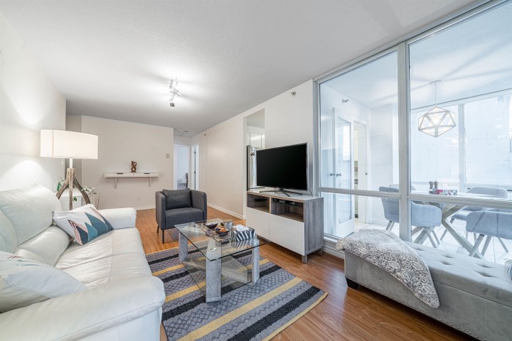 Photo 1 at 903 - 1166 Melville Street, Coal Harbour, Vancouver West