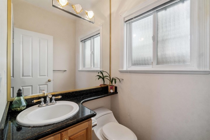 Photo 5 at 1303 W 67th Avenue, Marpole, Vancouver West