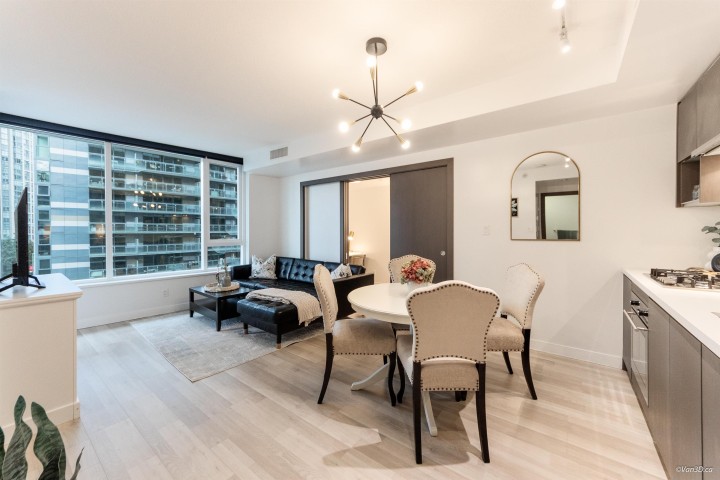 Photo 7 at 912 - 68 Smithe Street, Downtown VW, Vancouver West