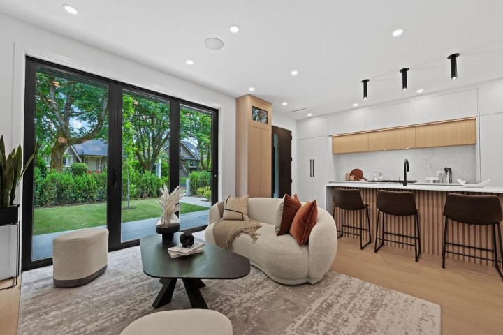 Photo 1 at 1 - 3880 W 23rd Avenue, Dunbar, Vancouver West