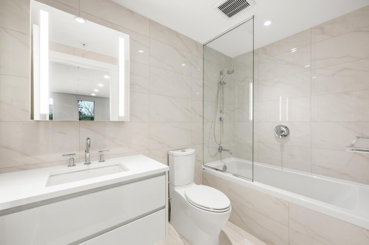 Photo 34 at 302 - 2888 Arbutus Street, Kitsilano, Vancouver West