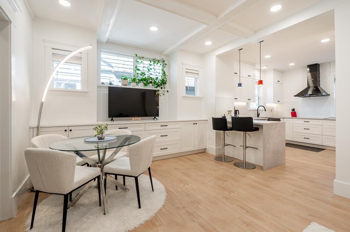 Photo 7 at 3343 W 3rd Avenue, Kitsilano, Vancouver West