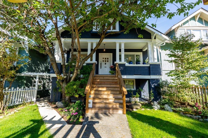 Photo 1 at 3343 W 3rd Avenue, Kitsilano, Vancouver West