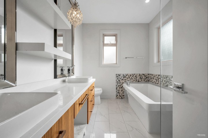 Photo 27 at 1450 Fulton Avenue, Ambleside, West Vancouver