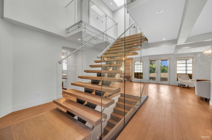 Photo 13 at 1450 Fulton Avenue, Ambleside, West Vancouver