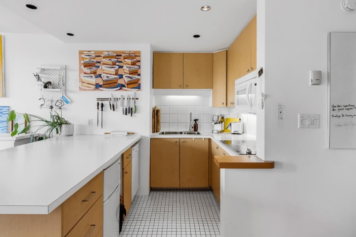 Photo 2 at 901 - 1250 Burnaby Street, West End VW, Vancouver West