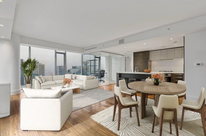 Photo 3 at 2702 - 667 Howe Street, Downtown VW, Vancouver West