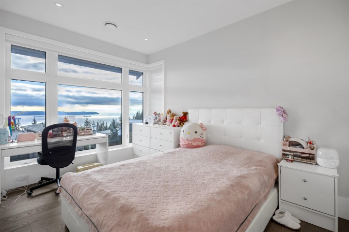 Photo 22 at 2997 Burfield Place, Cypress Park Estates, West Vancouver