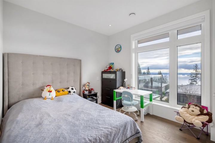 Photo 20 at 2997 Burfield Place, Cypress Park Estates, West Vancouver