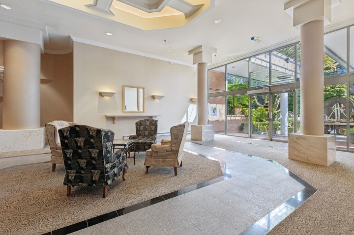 Photo 23 at 609 - 2201 Pine Street, Fairview VW, Vancouver West