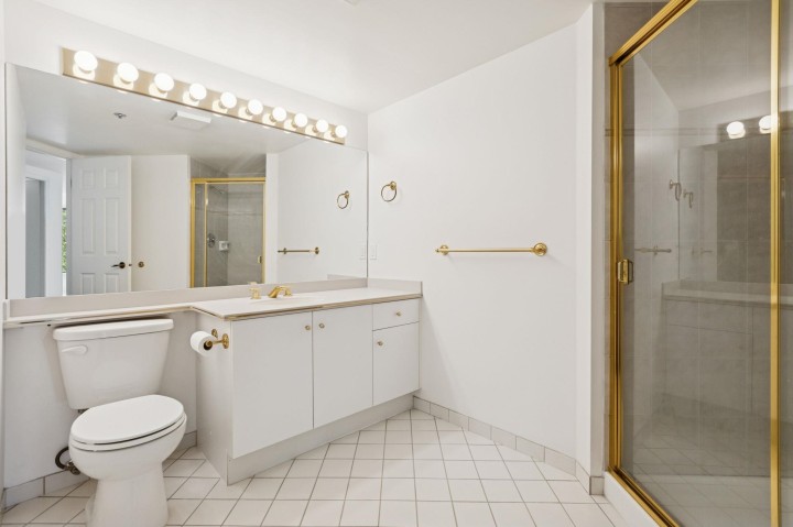 Photo 20 at 609 - 2201 Pine Street, Fairview VW, Vancouver West