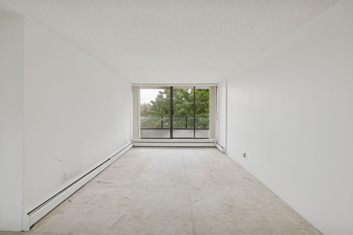 Photo 3 at 301 - 1995 Beach Avenue, West End VW, Vancouver West