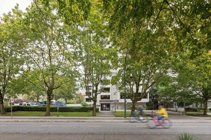 Photo 1 at 301 - 1995 Beach Avenue, West End VW, Vancouver West