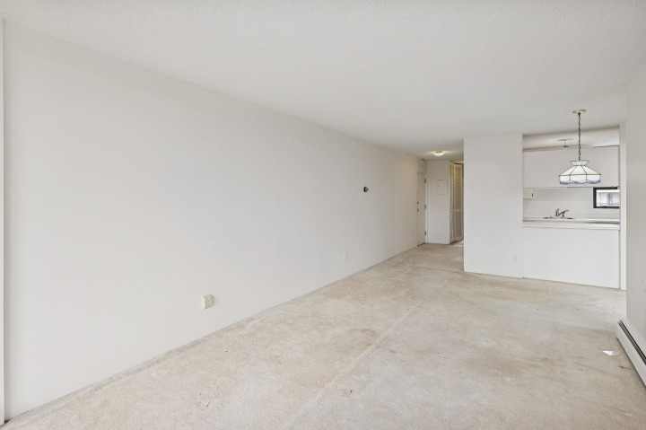 Photo 8 at 301 - 1995 Beach Avenue, West End VW, Vancouver West