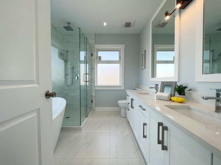 Photo 13 at 3275 E 20th Avenue, Renfrew Heights, Vancouver East