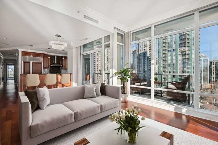 Photo 2 at 1903 - 1515 Homer Mews, Yaletown, Vancouver West