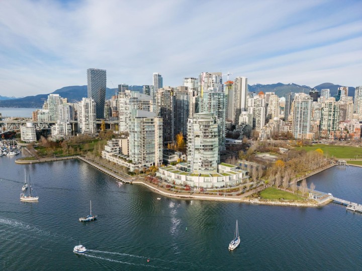 Photo 38 at 1903 - 1515 Homer Mews, Yaletown, Vancouver West