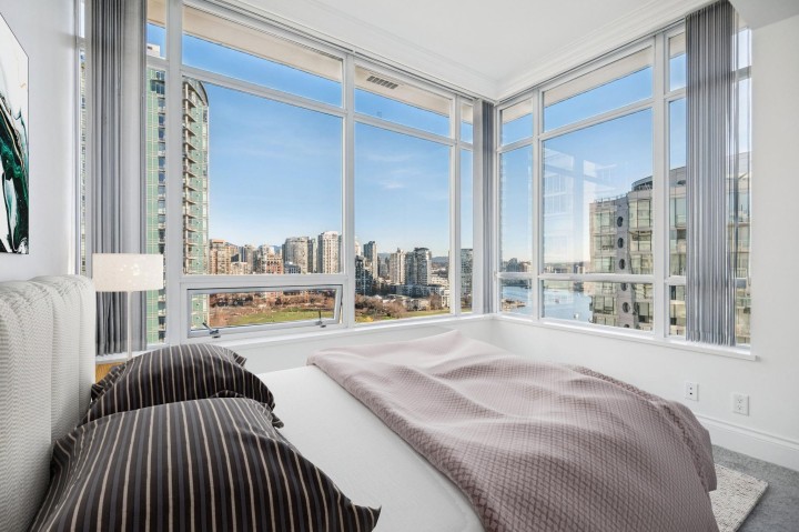 Photo 14 at 1903 - 1515 Homer Mews, Yaletown, Vancouver West