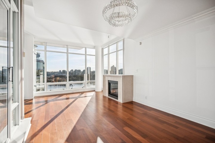 Photo 4 at 1903 - 1515 Homer Mews, Yaletown, Vancouver West