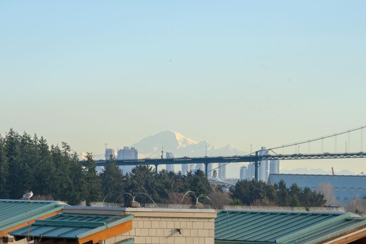 Photo 18 at 203 - 1730 Duchess Avenue, Ambleside, West Vancouver