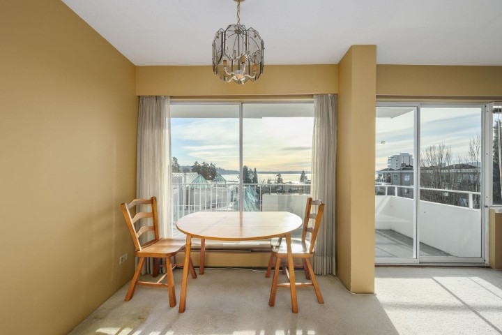Photo 8 at 203 - 1730 Duchess Avenue, Ambleside, West Vancouver