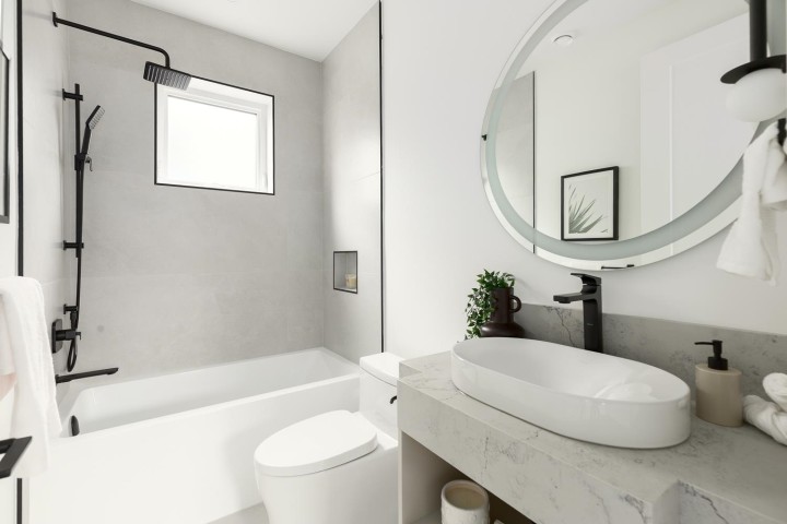 Photo 13 at 2 - 475 W 20th Avenue, Cambie, Vancouver West