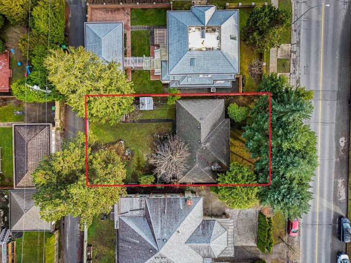 Photo 1 at 1323 W 49th Avenue, South Granville, Vancouver West