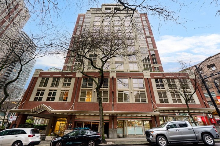 Photo 3 at 311 - 819 Hamilton Street, Downtown VW, Vancouver West