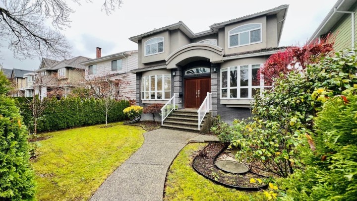 Photo 1 at 2813 W 21st Avenue, Arbutus, Vancouver West