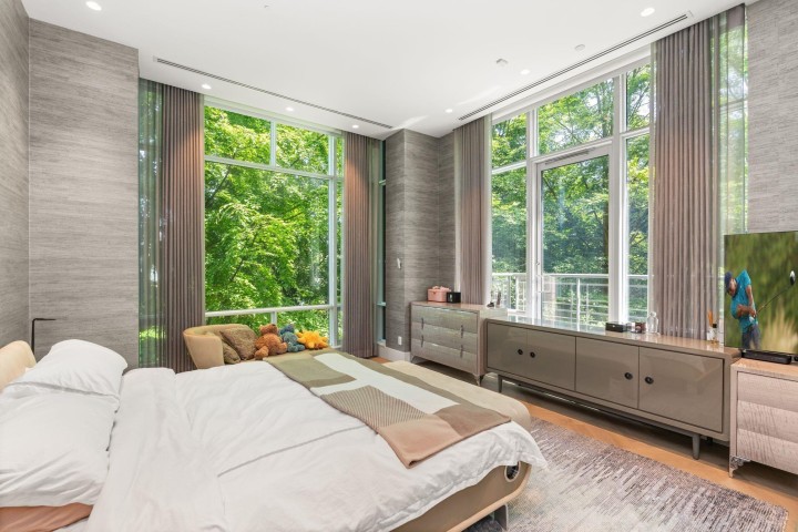 Photo 1 at 107 - 323 Jervis Street, Coal Harbour, Vancouver West