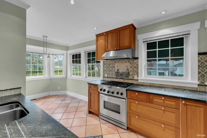 Photo 10 at 7708 Heather Street, Marpole, Vancouver West