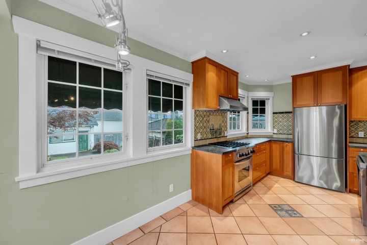 Photo 11 at 7708 Heather Street, Marpole, Vancouver West