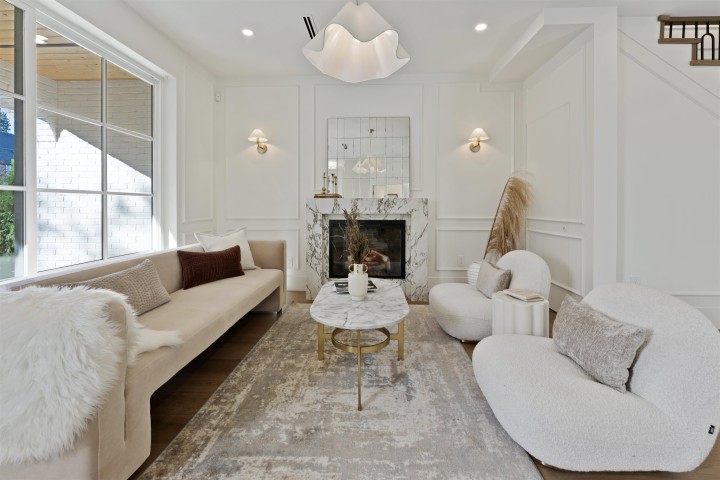 Photo 4 at 1759 W 16th Avenue, Fairview VW, Vancouver West