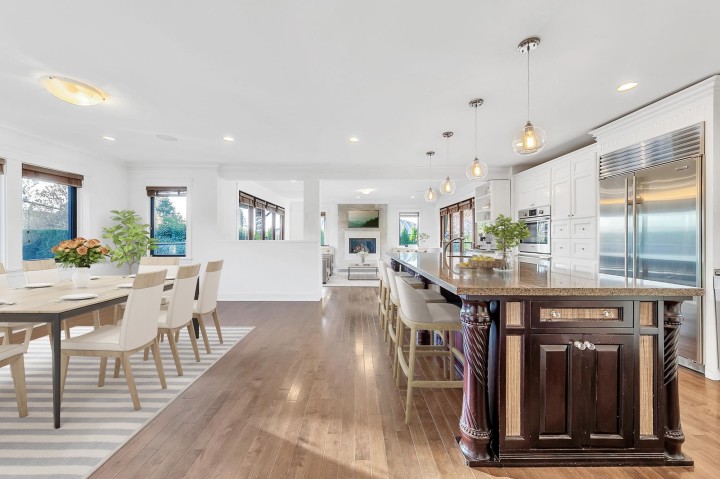 Photo 2 at 1031 Inglewood Avenue, Sentinel Hill, West Vancouver