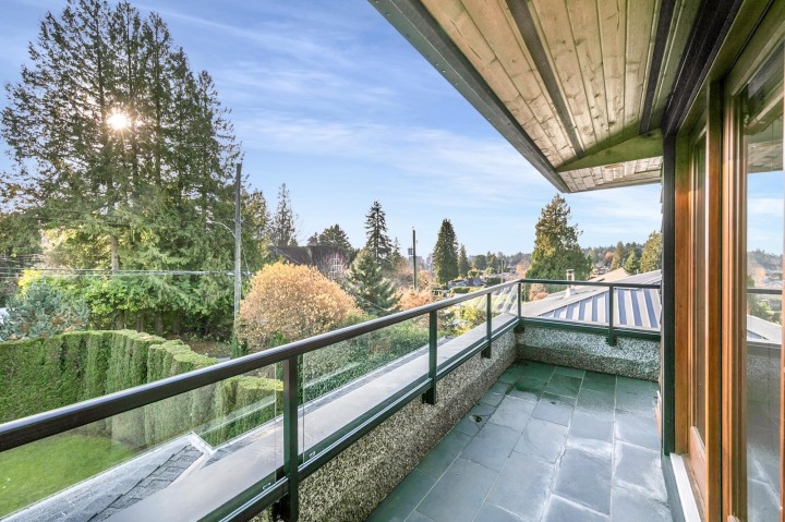 Photo 16 at 1031 Inglewood Avenue, Sentinel Hill, West Vancouver