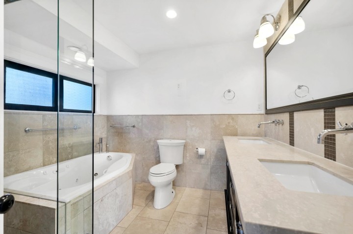 Photo 14 at 1031 Inglewood Avenue, Sentinel Hill, West Vancouver