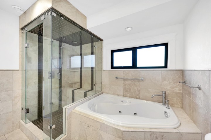 Photo 15 at 1031 Inglewood Avenue, Sentinel Hill, West Vancouver