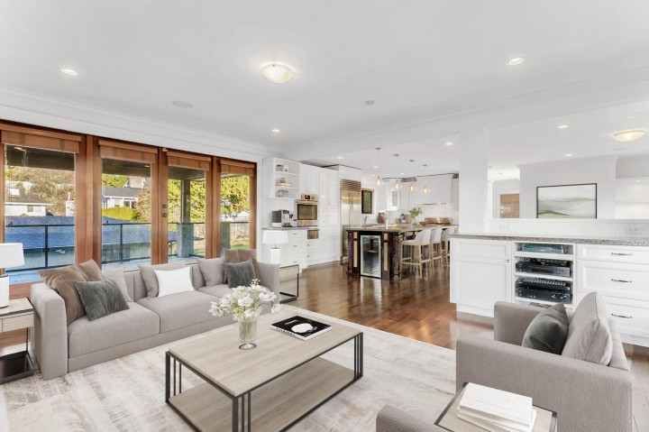 Photo 8 at 1031 Inglewood Avenue, Sentinel Hill, West Vancouver