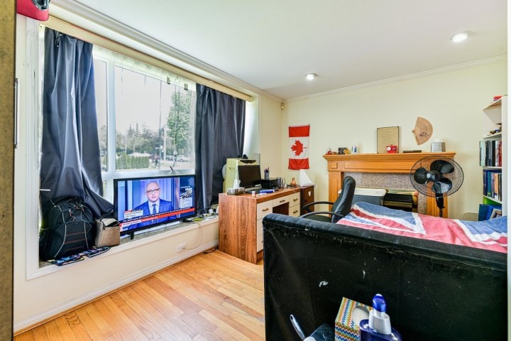 Photo 19 at 396 E 49th Avenue, South Vancouver, Vancouver East