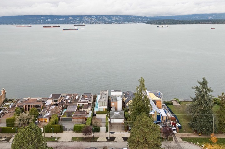 Photo 13 at 3243 Point Grey Road, Kitsilano, Vancouver West