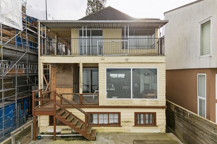 Photo 5 at 3243 Point Grey Road, Kitsilano, Vancouver West