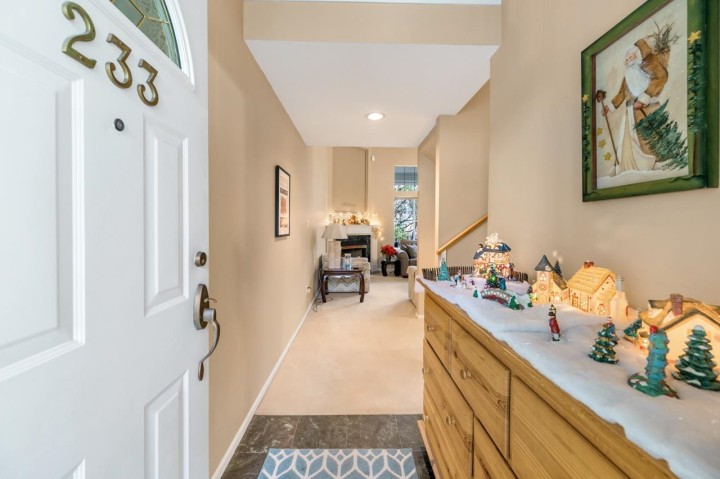 Photo 18 at 233 Waterleigh Drive, Marpole, Vancouver West