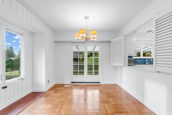 Photo 12 at 50 Glenmore Drive, Glenmore, West Vancouver