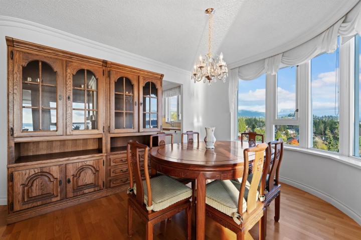 Photo 6 at 1601 - 2203 Bellevue Avenue, Dundarave, West Vancouver