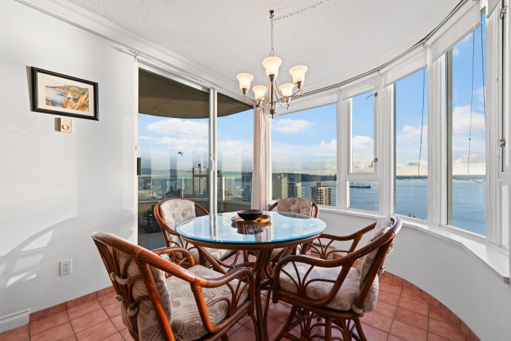 Photo 13 at 1601 - 2203 Bellevue Avenue, Dundarave, West Vancouver