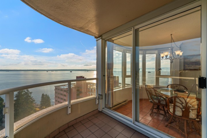 Photo 16 at 1601 - 2203 Bellevue Avenue, Dundarave, West Vancouver